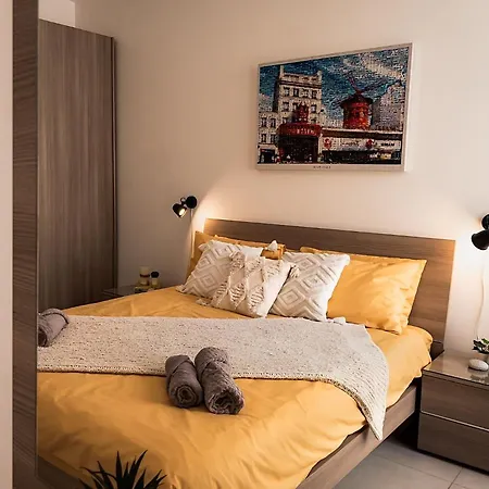 Modern Comfort - 2br Center Of St Julians & Paceville Saint Julian's