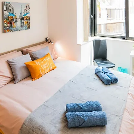 Modern Comfort - 2br Center Of St Julians & Paceville Apartamento St. Julian's
