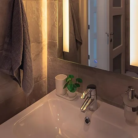 Modern Comfort - 2br Center Of St Julians & Paceville Apartamento St. Julian's