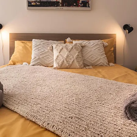 Modern Comfort - 2br Center Of St Julians & Paceville * Saint Julian's